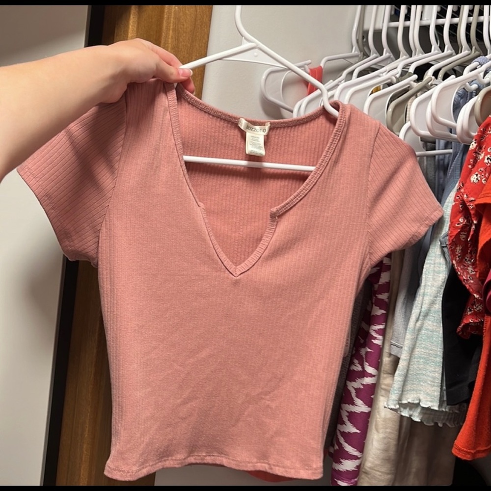 Pink tee shirt
